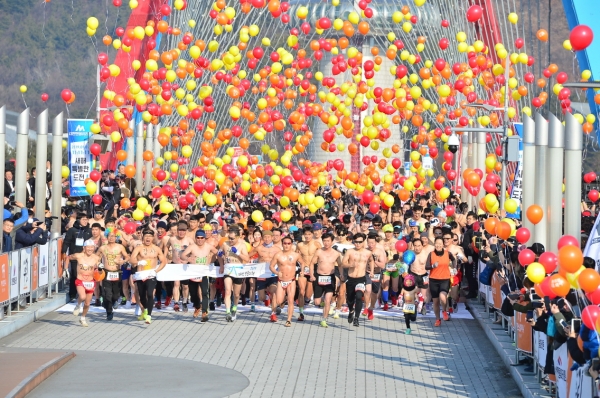 지난 2019 대전맨몸마라톤 출발 모습