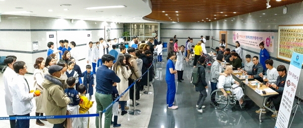 23일, 관절염·재활센터 3층 대강당에서 ‘2019년 환자위안의 밤’ 행사