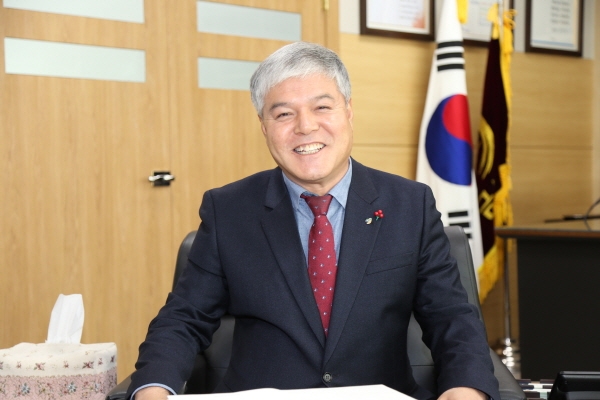 문정우 금산군수