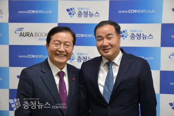 장종태 서구청장과 김거수 충청뉴스 대표
