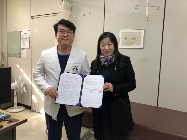 보호자 없는 병실 운영사업 협약 체결 모습