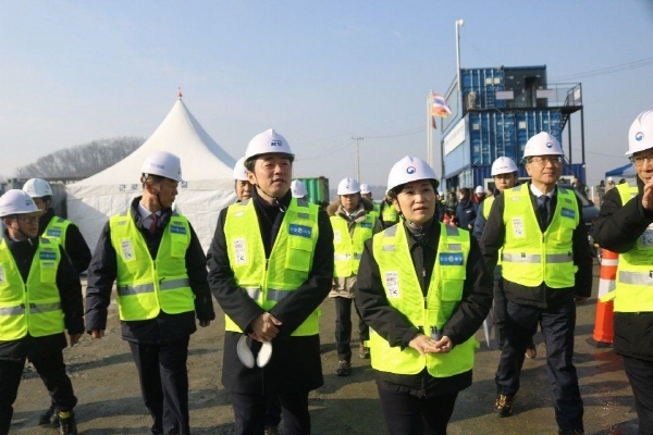 강훈식 의원, 김현미 국토부장관 서해선 복선전철 건설현장 방문