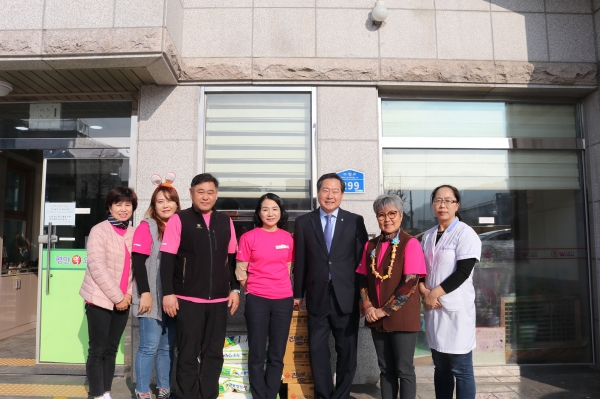 공주대, 설 앞두고 사회복지시설 찾아 성금 전달 및 격려