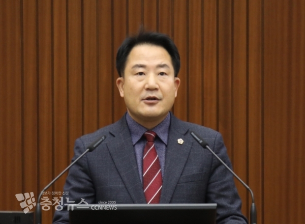 5분 발언하는 상병헌 세종시의회 교육안전위원장 / 충청뉴스 최형순 기자