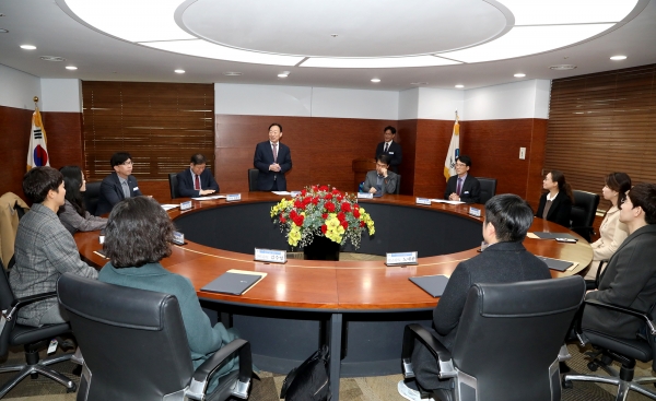 대전교육청, 제21회 전국 교실수업개선 실천사례 연구발표대회 상장 전수식 전 간담회 모습