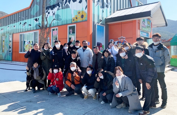 충청남도남부장애인종합복지관과 함께 농장체험 봉사활동