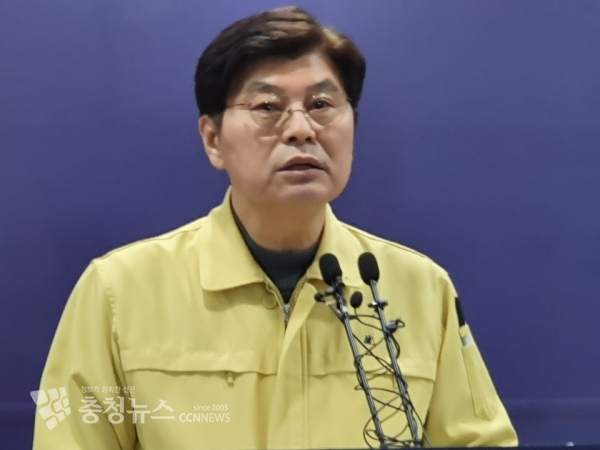 브리핑하고 있는 이춘희 세종시장  / 충청뉴스 최형순 기자