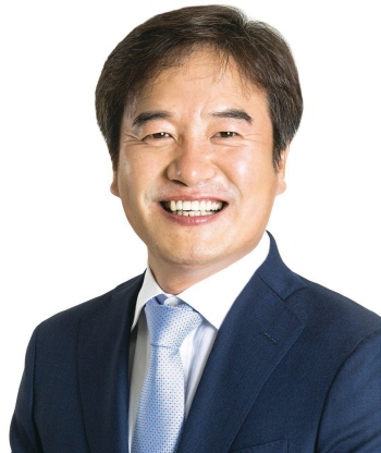 조한기 후보