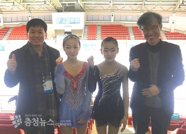 신동학 세종시 체육회 사무처장과 김성수 세종시 문화체육국장 연채주, 문채영 선수 격려
