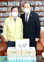 장종태 서구청장, 중문교회 장경동 목사 면담해 집회 자제요구하고 있다.