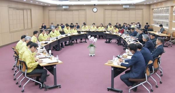 공주시와 공주시의회 정책간담회 개최 모습