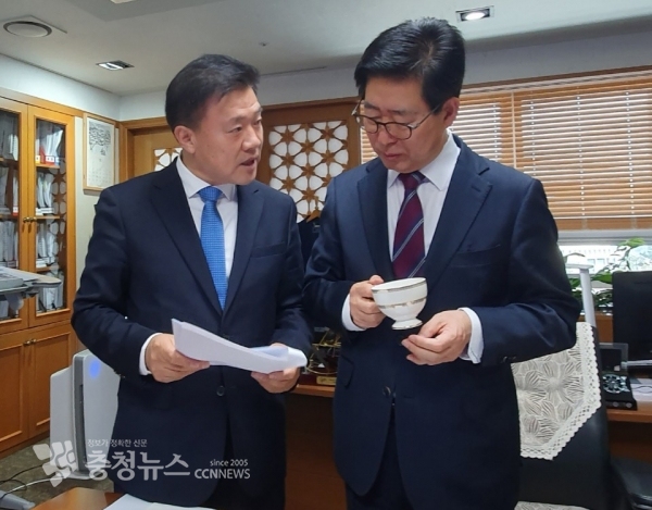 김학민 예비후보와 양승조 도지사