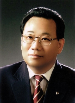 김갑중(제3대 대전광역시 명예시장 역임) 상임선대위원장 사진