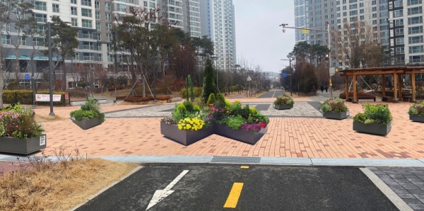 능수버들공원 박스정원