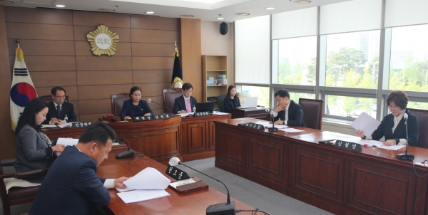 천안시 조례정비관련특별위원회