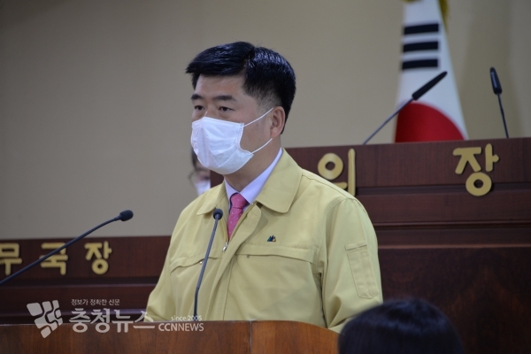 5분 발언하는 맹의석 아산시의회 의원 / 충청뉴스 최형순 기자