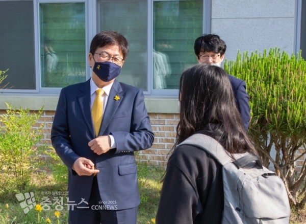고사장 찾은 최교진 세종시교육감