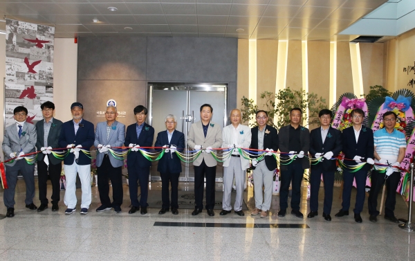 공주대박물관 기획특별전, 현암 양종국 금강생태사진“금강에 살어리랏다” 개최