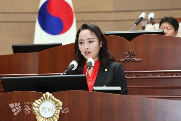 5분 자유발언 하는 복아영 천안시의회 의원 / 충청뉴스 최형순 기자