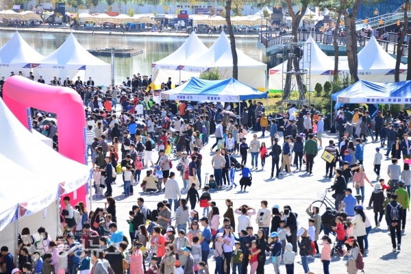 세종축제장은 찾은 시민들