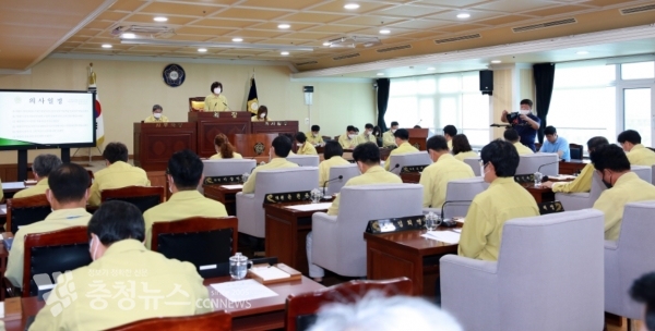 제221회 임시회 본회의 개회장면