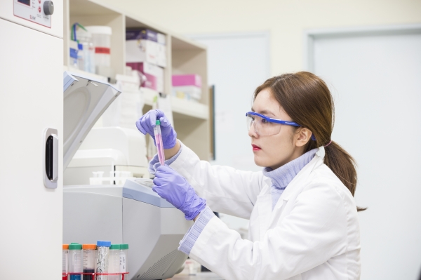 2020년 2학기 대학원 과정에 ‘코스메틱사이언스학과’를 신설하고 석사, 박사, 석·박사 통합 과정 인재를 모집한다.