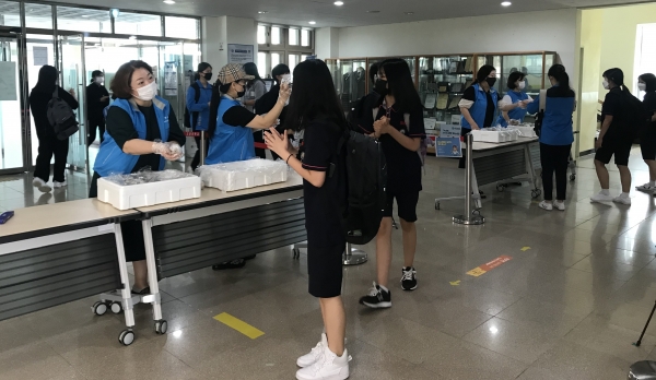 세종 도담중 '얘들아 아침먹자' 행사 개최