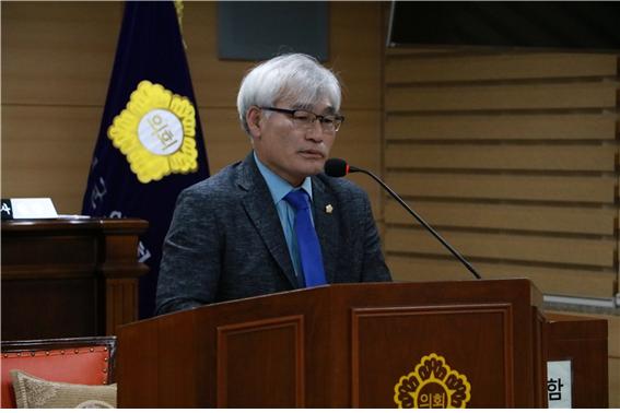 후반기 의장 선출된 진광식 의원