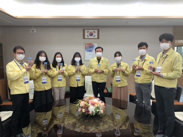 대전동부교육지원청, 청렴물병 배부‘