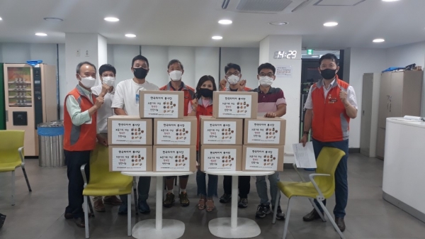 한국타이어 봉사단 보훈가족 대상 '행복한 반찬 나눔 이야기' 실시