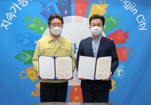 “노사 및 협력사 안전다짐 결의대회”오른쪽 당진화력 이창열본부장