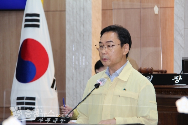 문병오 홍성군의원이 30일 "내포신도시 산책로를 정비해야 한다"고 말했다.