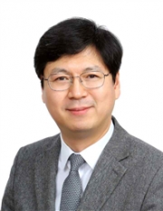 신현웅 기획상임이사