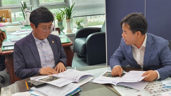 박정현 부여군수 기재부 예산실장 방문장면