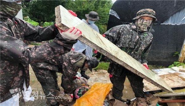 아산시 온양동에서 침수된 가옥 복구지원