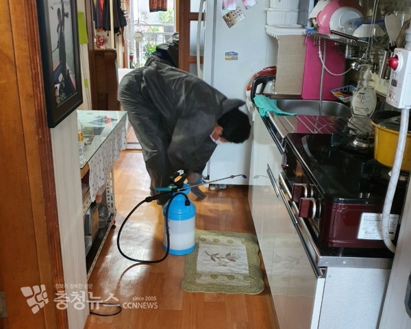 부춘아파트 방역장면