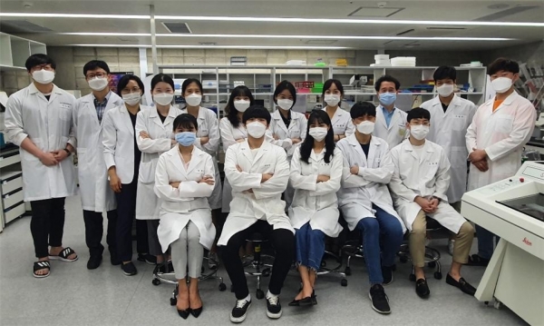 한의대 학생들, 한의학의 과학화·세계화를 위해 방학을 온전히 연구에 투자해