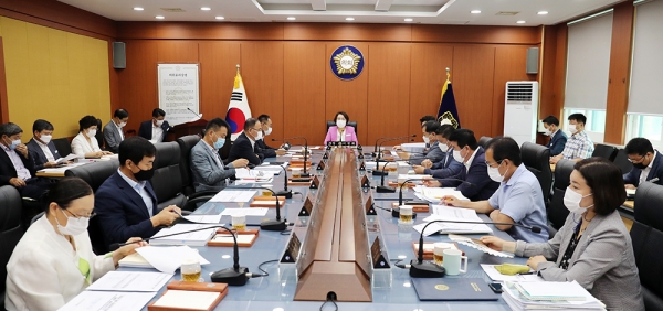 서산시의회 의원 정책간담회 모습.