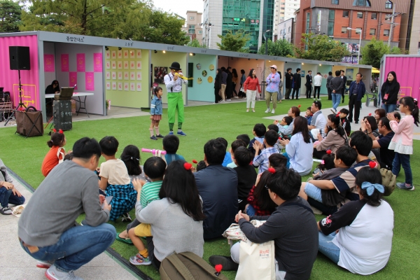 지난 2019년 대전청년작가장터 행사 사진