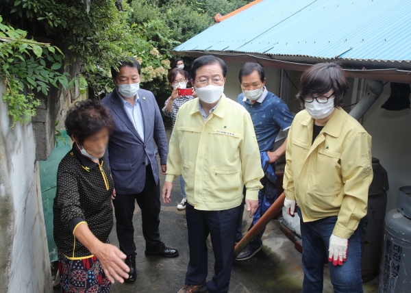 기성동 수해농가 피해지원 현장방문
