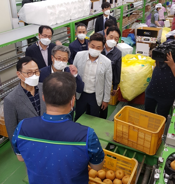 천안배 미국수출 선적식 개최