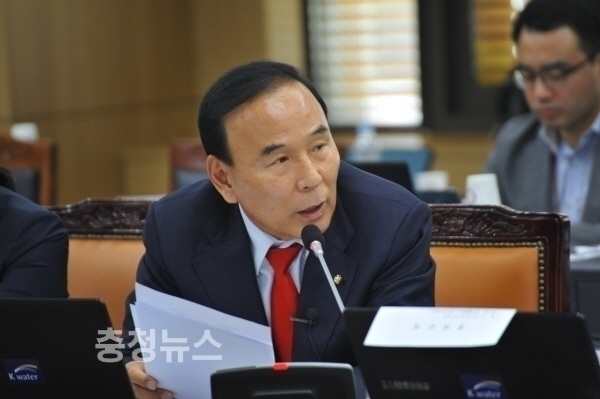 자유한국당 박덕흠 국회의원