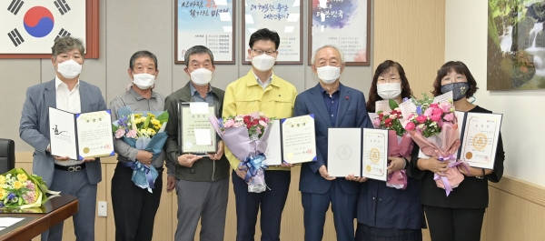 희망2020나눔캠페인 우수시군 표창 전달 사진