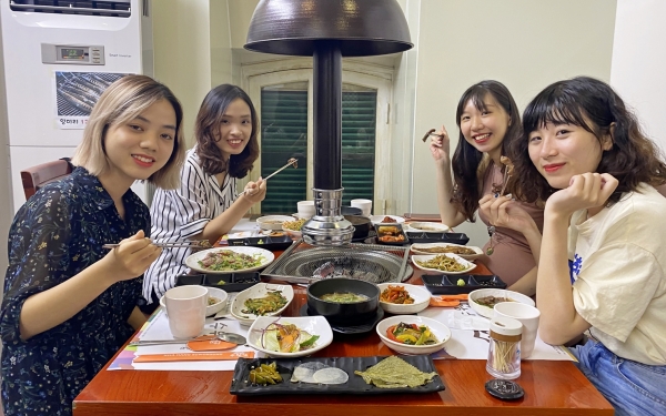 K-FOOD ROAD in Hanoi 현지 한식당 사진