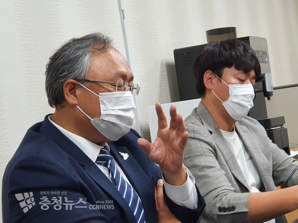 조상호 세종시 경제부시장(좌)/ 충청뉴스 최형순 기자