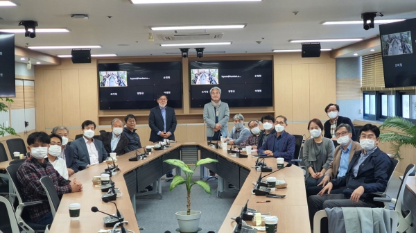 한밭대는 12일 교내 산학연협동관에 산학협력 영상회의실을 구축하고 카이스트 박영덕 교수 초청 특강
