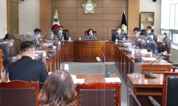 천안시의회 행정안전위원회.