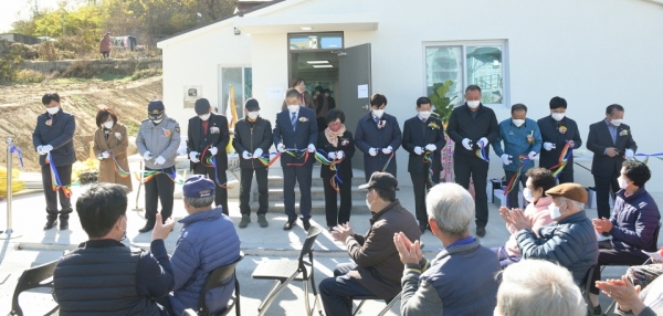 세종시 부강면 마을회관 입주식.