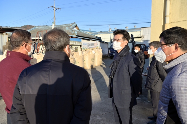 김정섭 시장, 공공비축 미곡 매입현장 방문 격려(우성면 대성창고)