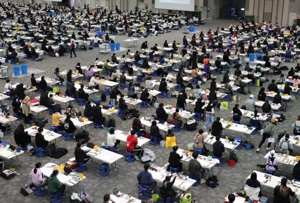 고양캠퍼스 문화콘텐츠학부의 산업디자인학 전공과, 만화애니메이션학 전공은 11일, 경기도 고양시 킨텍스(KINTEX)에서 실기고사 실시